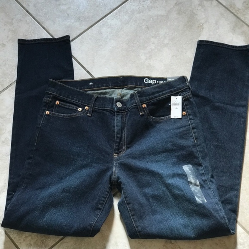 Gap Stretch Straight Jeans in 31 Long